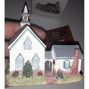 Liberty Falls Pioneer's Church AH108 in box 1996  CottageCore Farmhouse FLAW